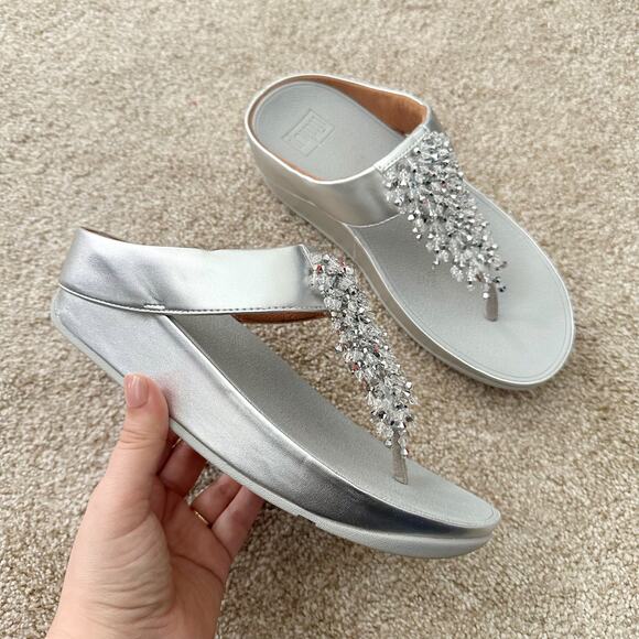 FITFLOP Women's Rumba Beaded Toe-Post Sandals Size 7 In Silver - Picture 1 of 5